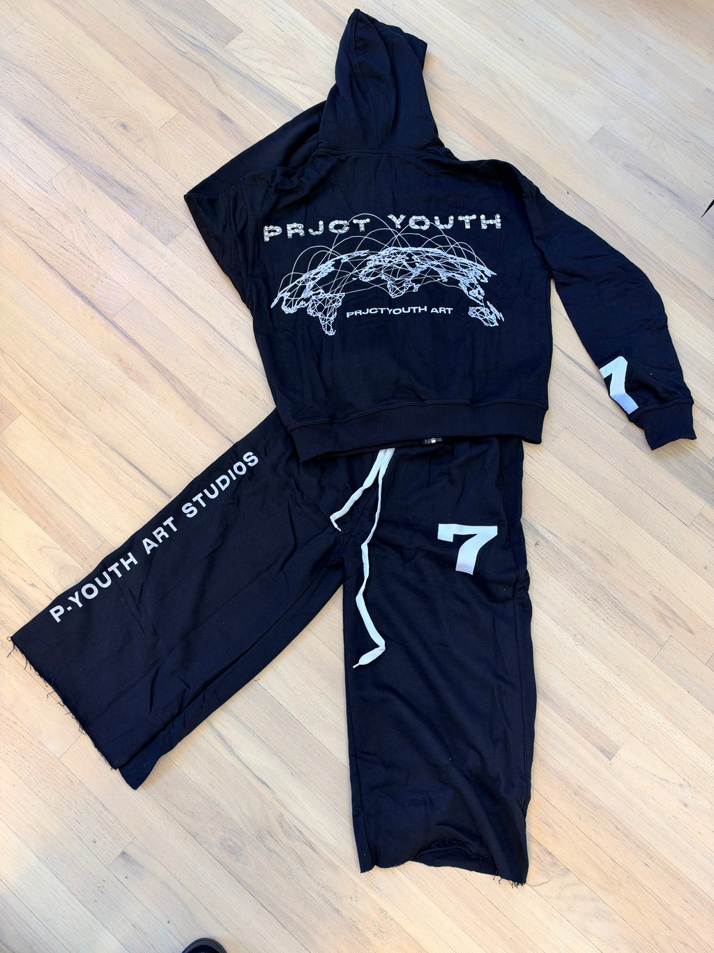 P-Youth Art Studio Long (Short Set)